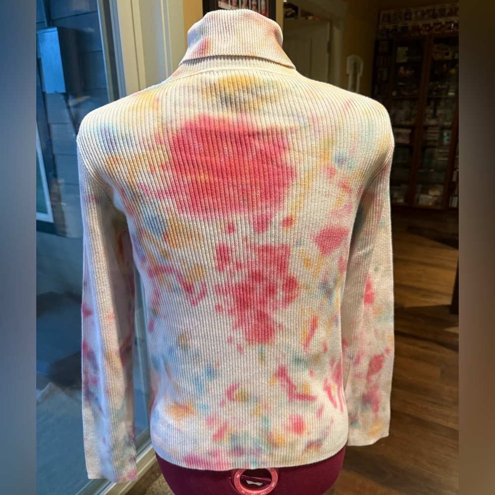 Tie Dyed Ribbed Turtleneck - Picture 3 of 5
